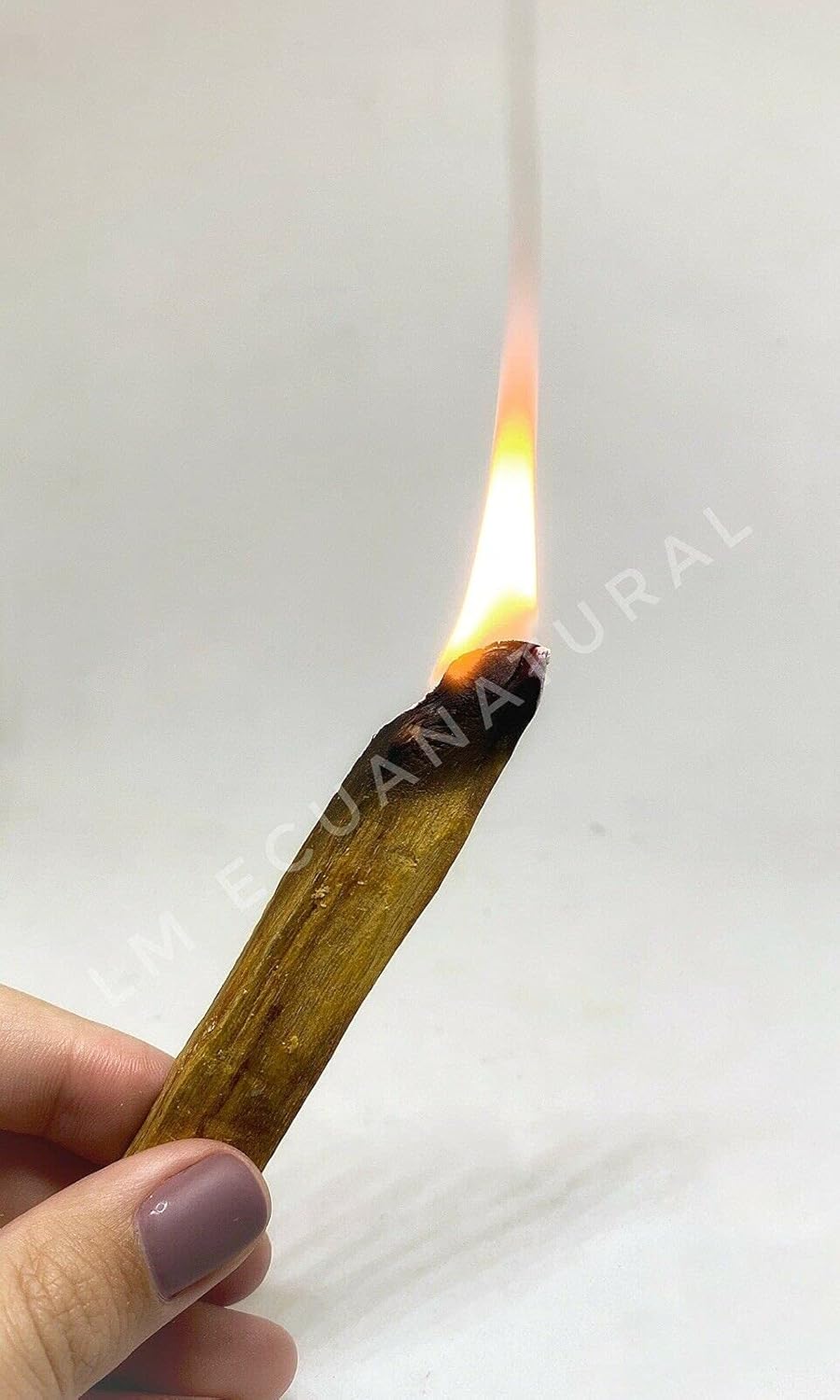 12 Thinly Cut Peru Palo Santo Sticks for Aromatherapy
