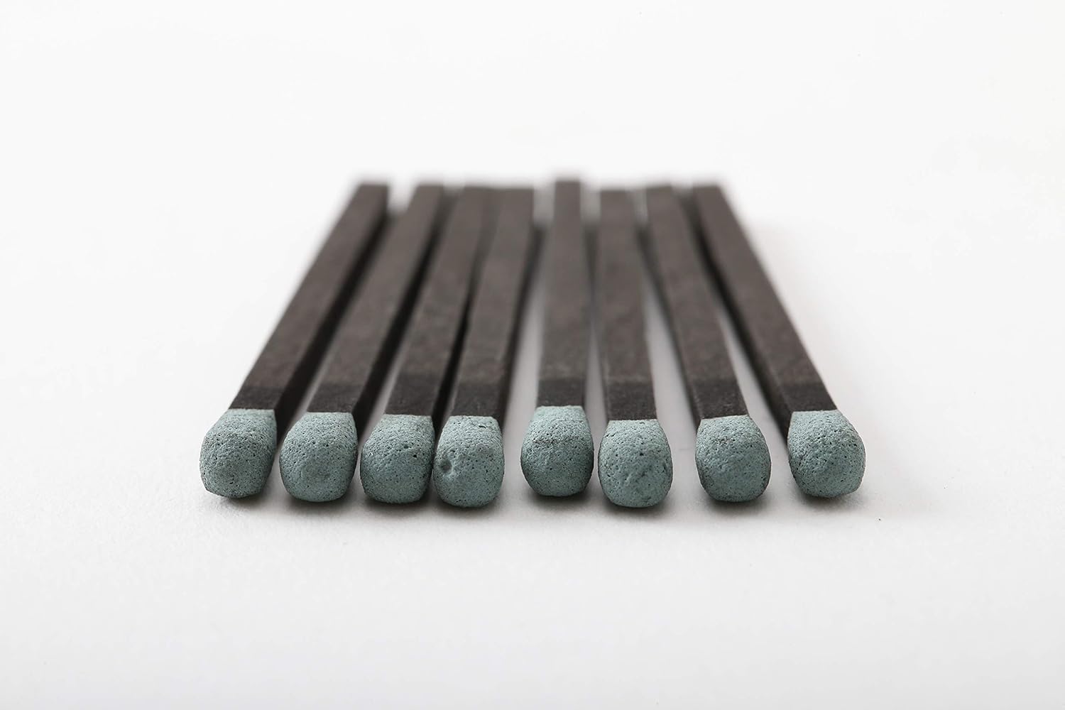 Hibi Box of 30 Incense Matches Lavender